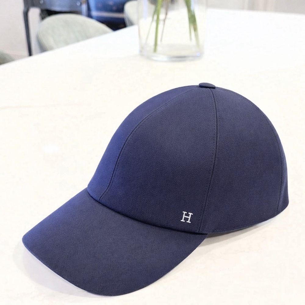 Hermes Riley H dot cap size 61 XXL